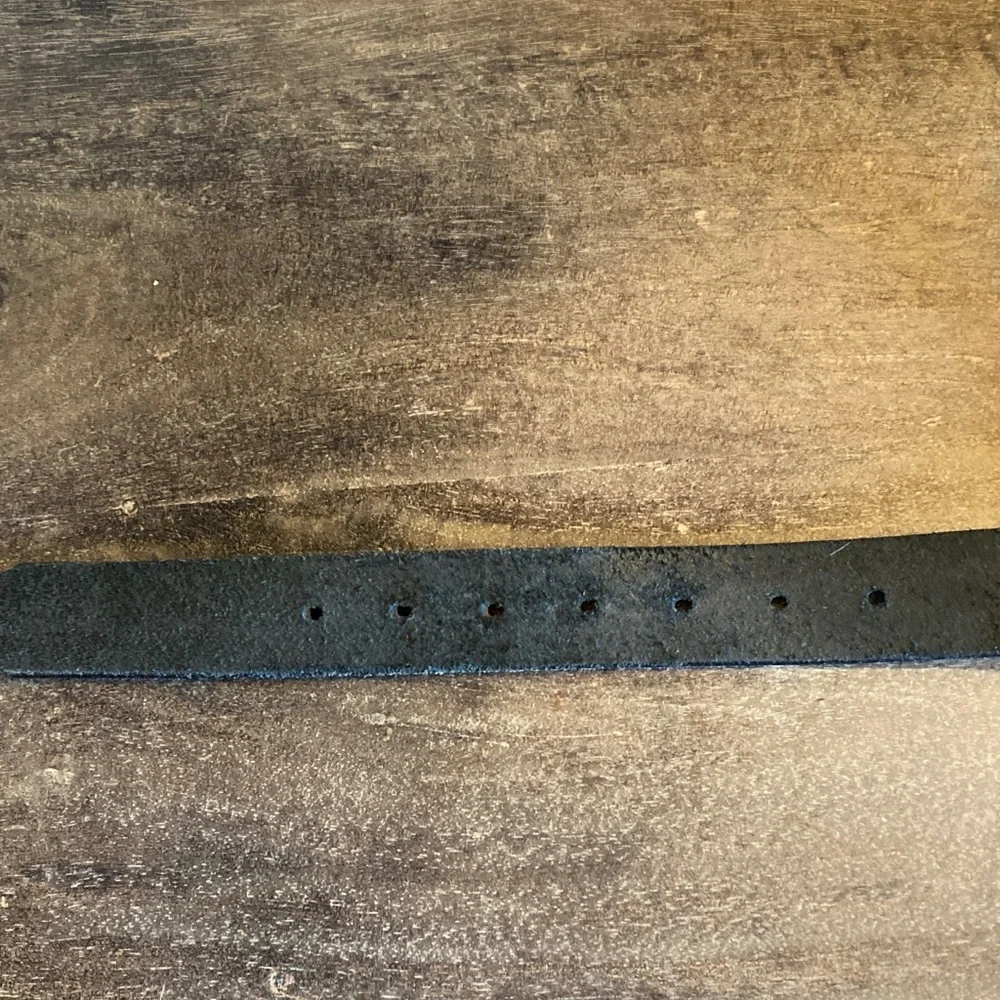 Duluth Trading‎ Men's Black Leather Belt Brushed Gold Buckle Size 48 Classic